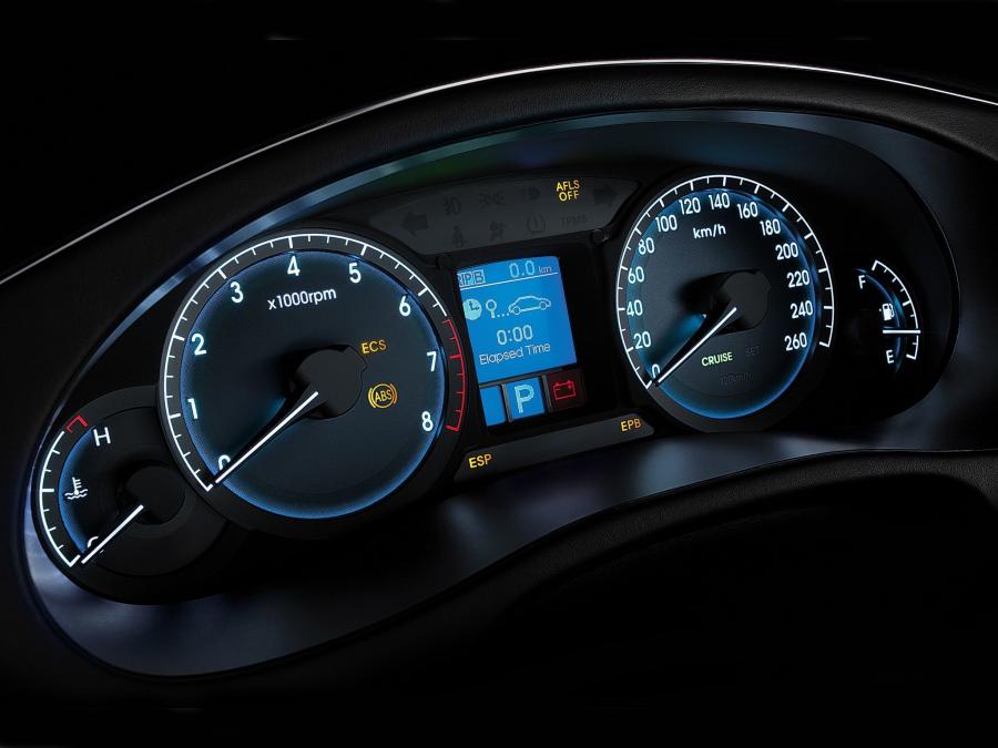  Hyundai Genesis 2008 года  (фото 6 из 11)